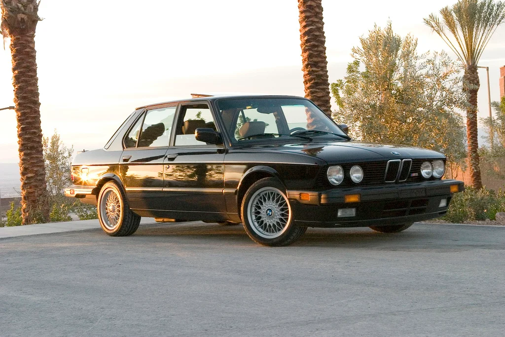 BMW M5 E28
